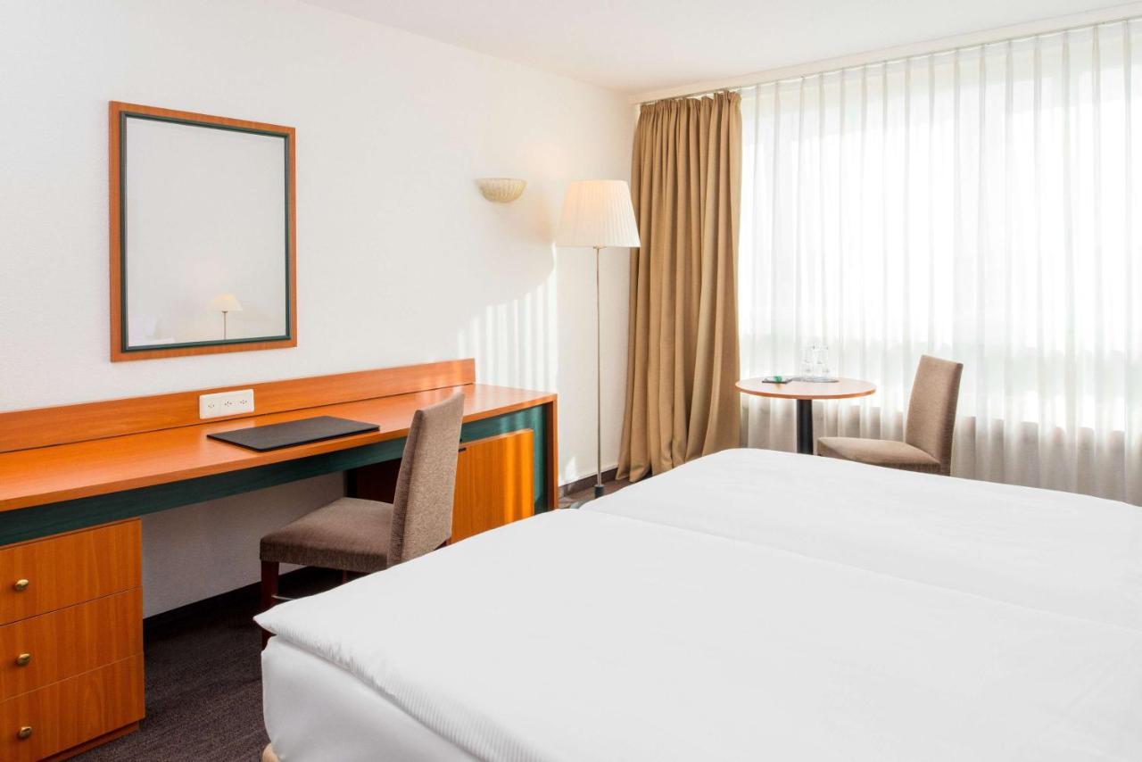 Nh Fribourg Hotel Exterior photo