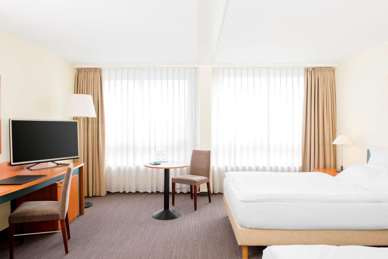 Nh Fribourg Hotel Exterior photo